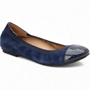 Vionic Spark Tiegan ballet flats in blue suede with  cap toe-size 6